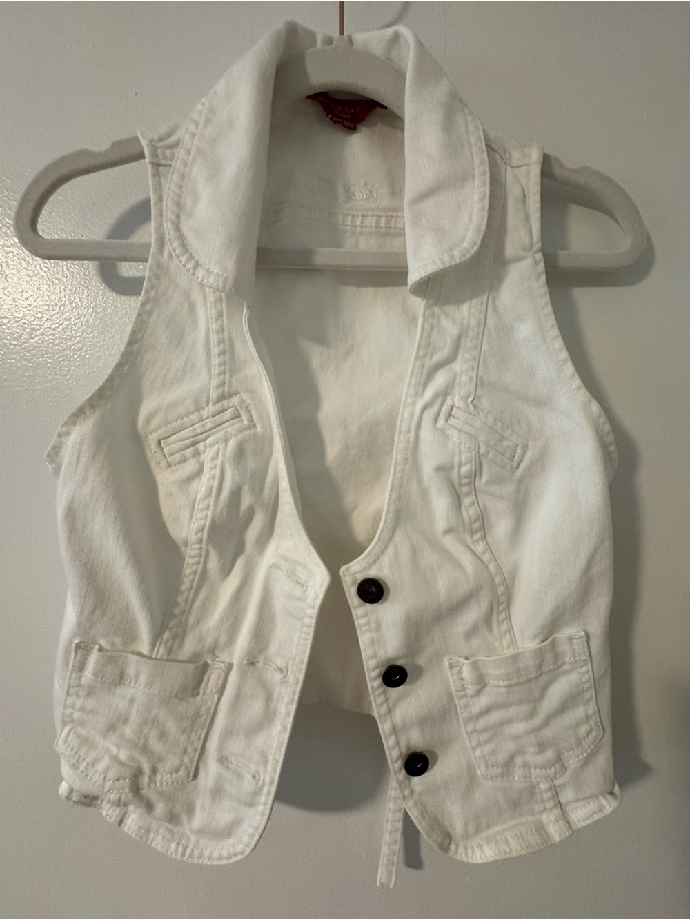 Guess White Vest with Notch Collar